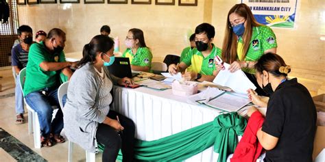Branches of Gsis in Bacolod City, Negros Occidental .
